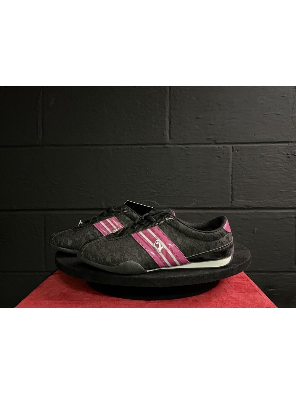 Baby Phat Elisa Black Fuchsia 9.5M DS OG Box Y2K Rare Monogram